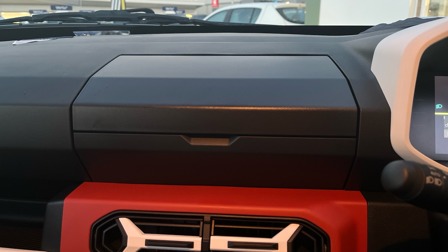 Used Dacia Spring 2025 for sale - 77492403: Photo 12