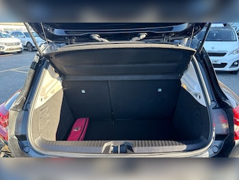 Used Renault Clio 2021 for sale - 76255233: Photo