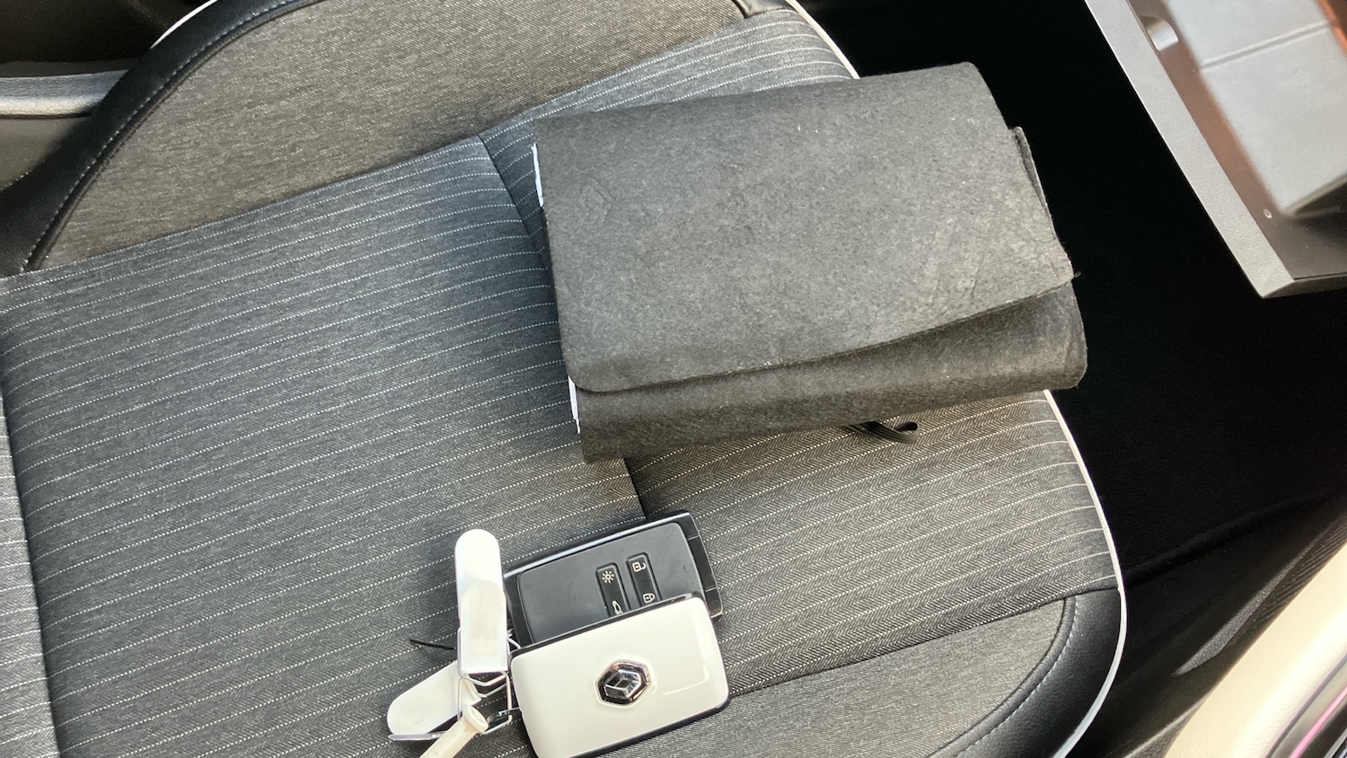 Used Renault Clio 2022 for sale - 76860168: Photo 19