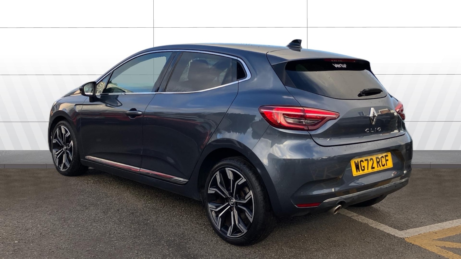 Used Renault Clio 2022 for sale - 76860168: Photo 2