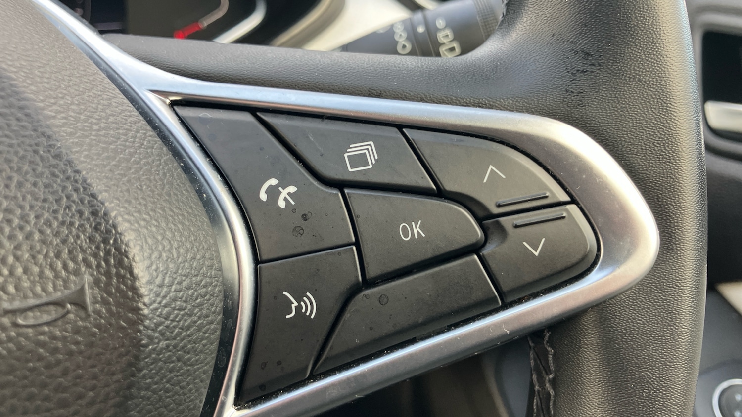 Used Renault Clio 2022 for sale - 76860168: Photo 22