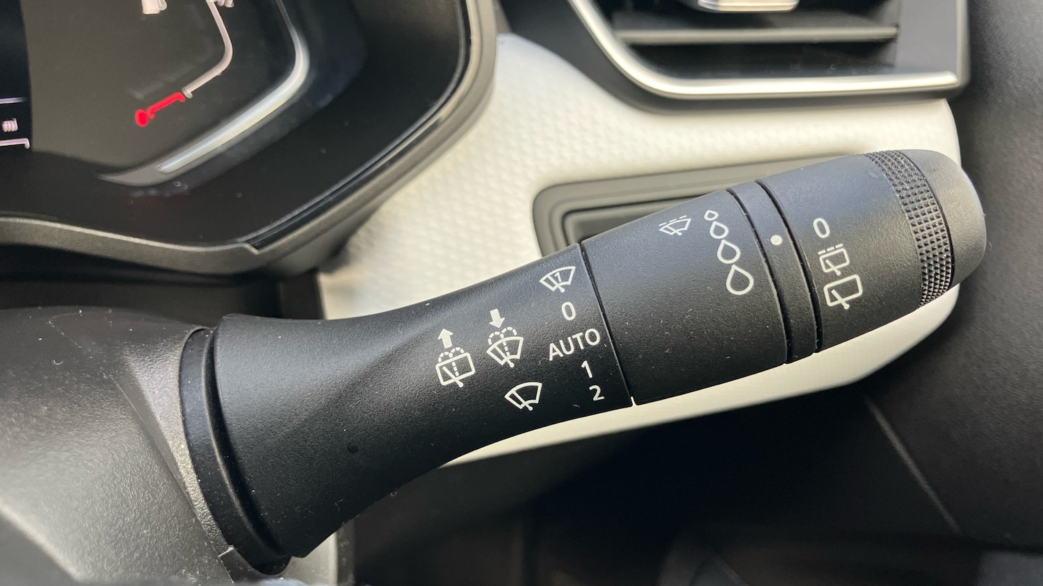 Used Renault Clio 2022 for sale - 76860168: Photo 23