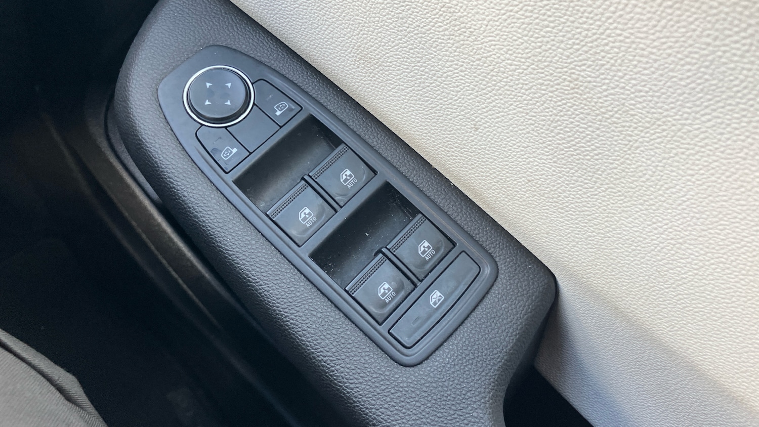 Used Renault Clio 2022 for sale - 76860168: Photo 27