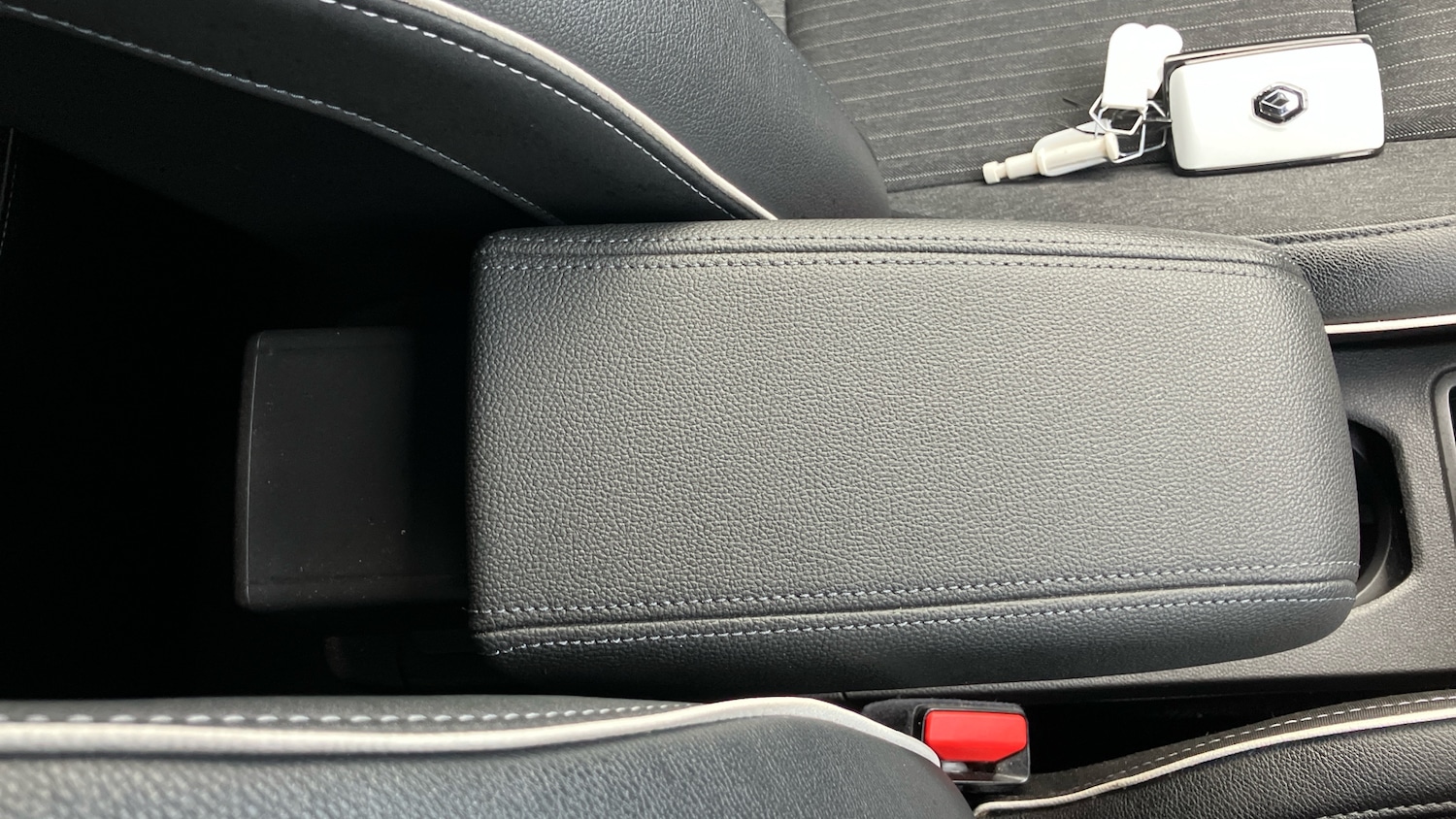 Used Renault Clio 2022 for sale - 76860168: Photo 39