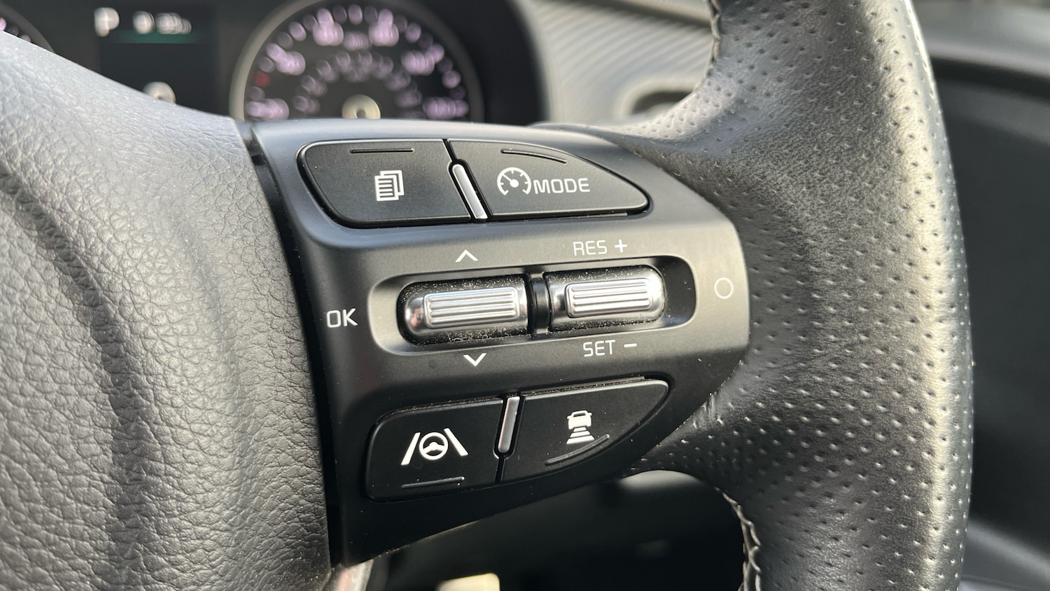 Used Kia Stonic 2023 for sale - 76497186: Photo 22