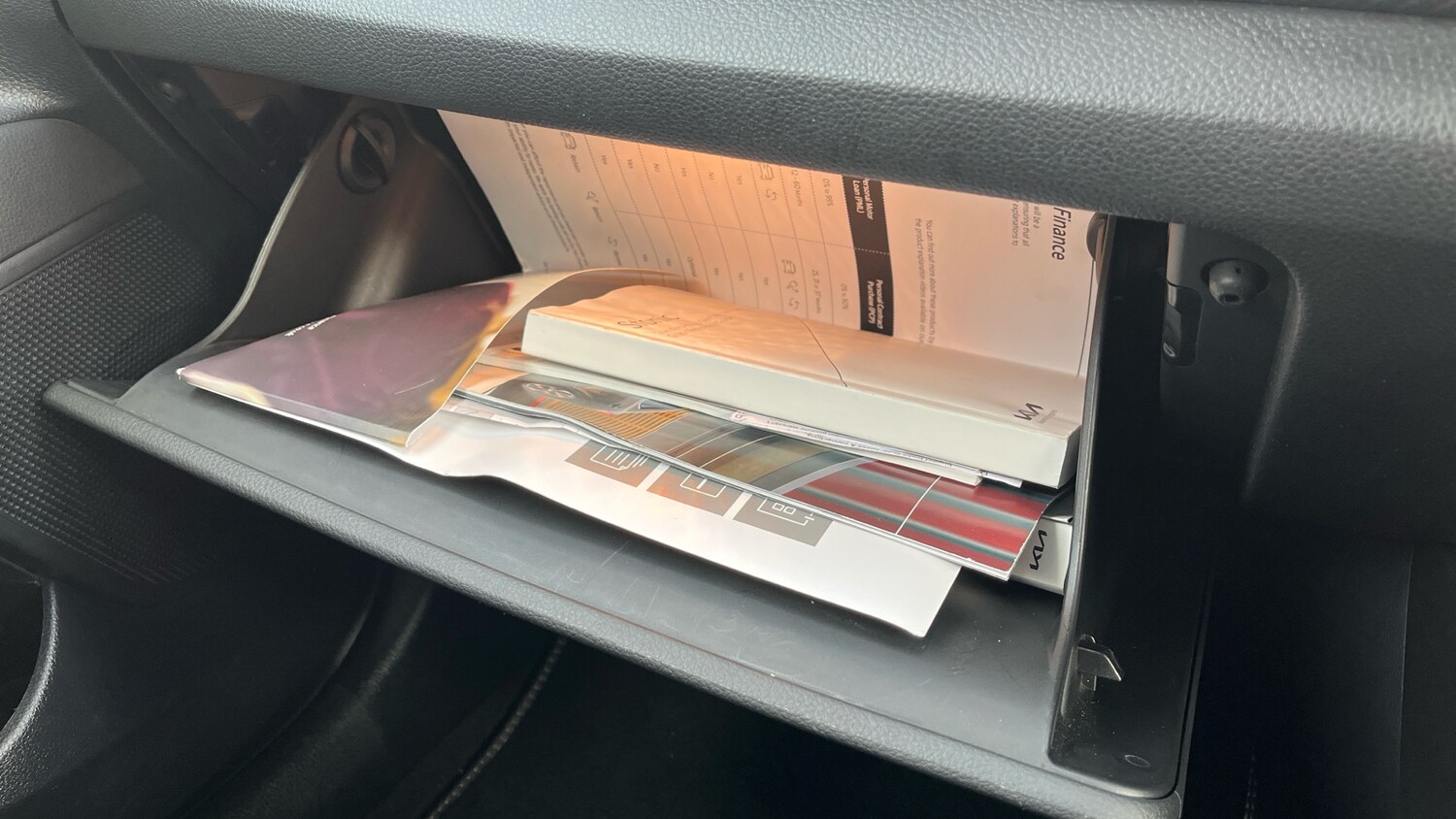 Used Kia Stonic 2023 for sale - 76497186: Photo 41