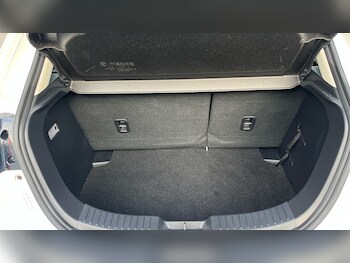 Used Mazda Mazda2 2019 for sale - 77062038: Photo