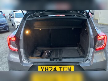 Used Renault Captur 2024 for sale - 76971822: Photo