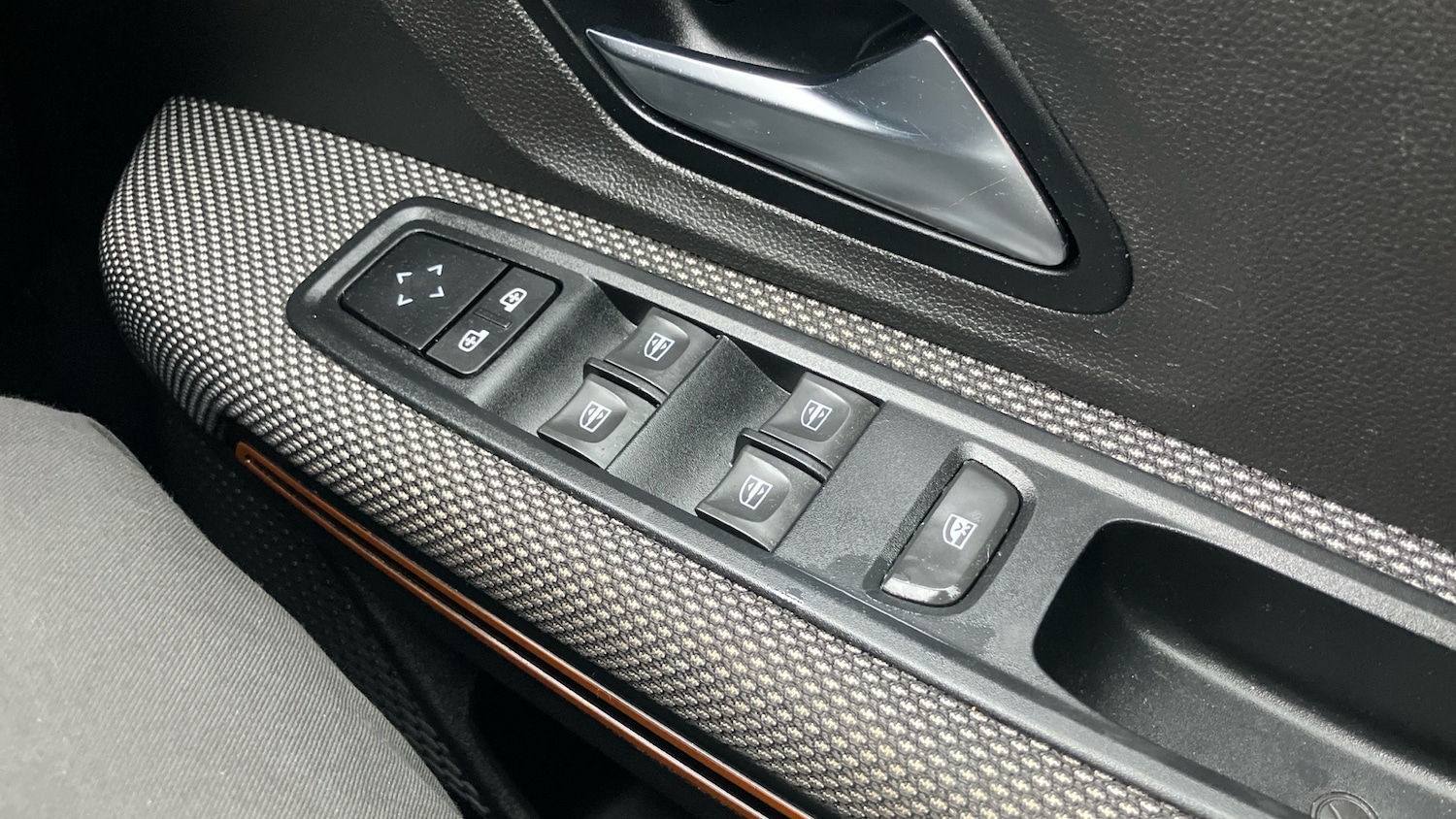 Used Dacia Sandero Stepway 2021 for sale - 77728938: Photo 26