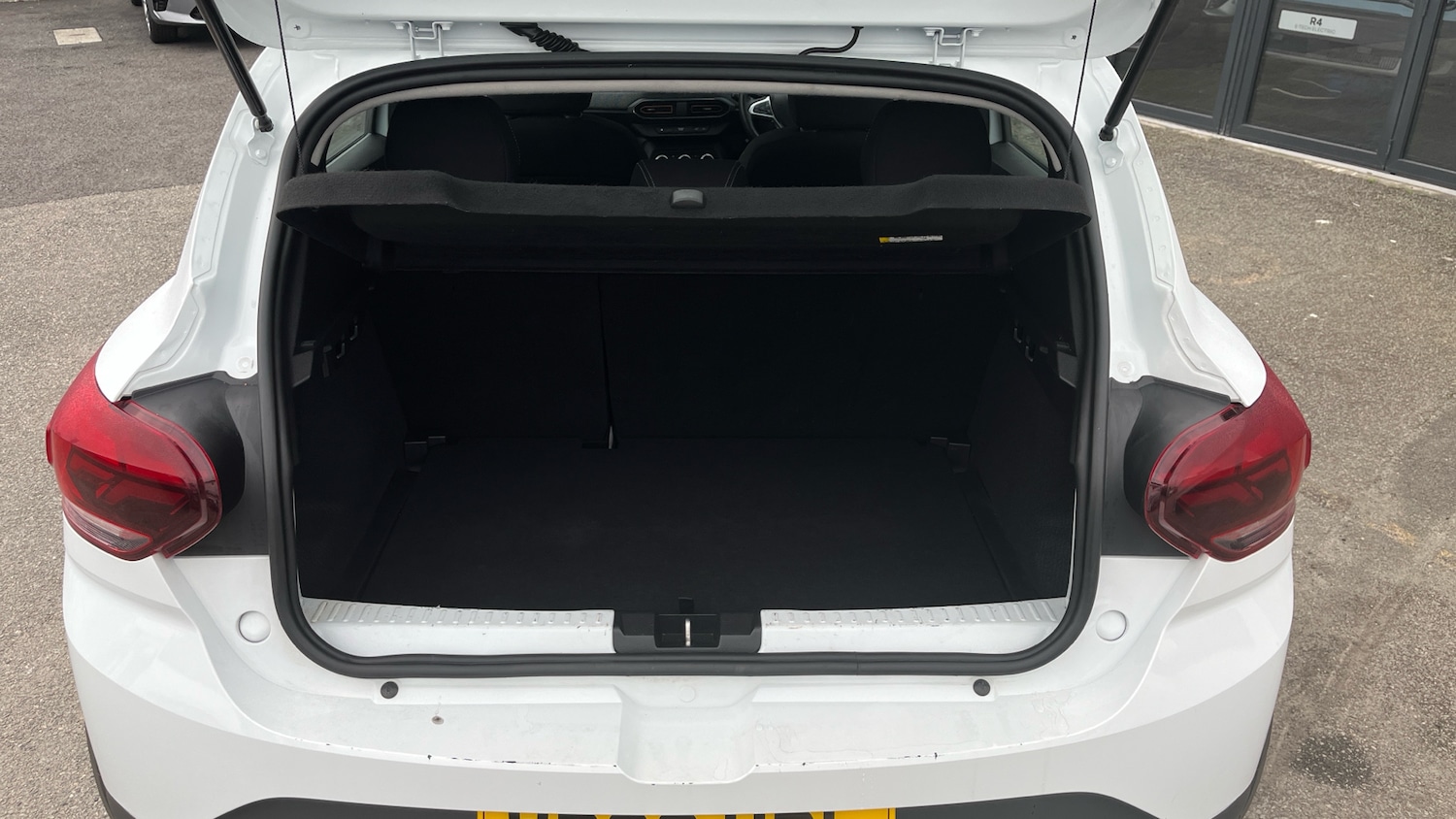 Used Dacia Sandero Stepway 2022 for sale - 76436181: Photo 4