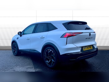 Used Renault Other 2024 for sale - 77946940: Photo