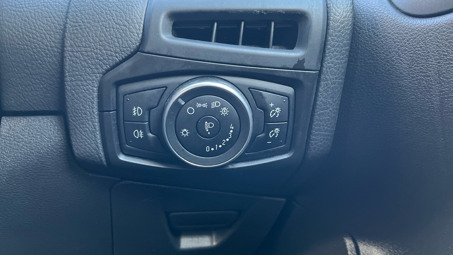 Used Ford Focus 2016 for sale - 76779231: Photo 28