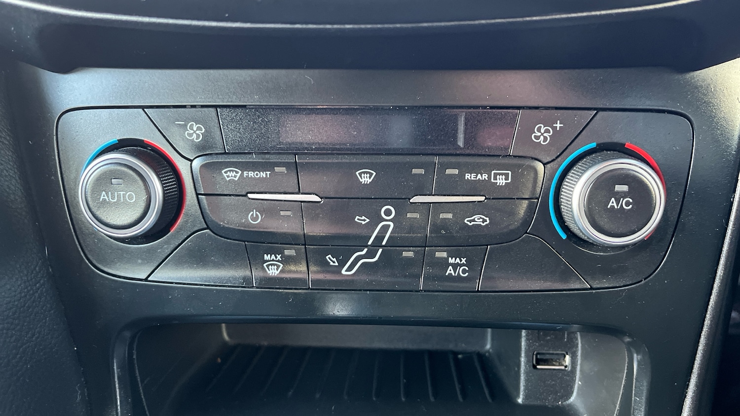 Used Ford Focus 2016 for sale - 76779231: Photo 33