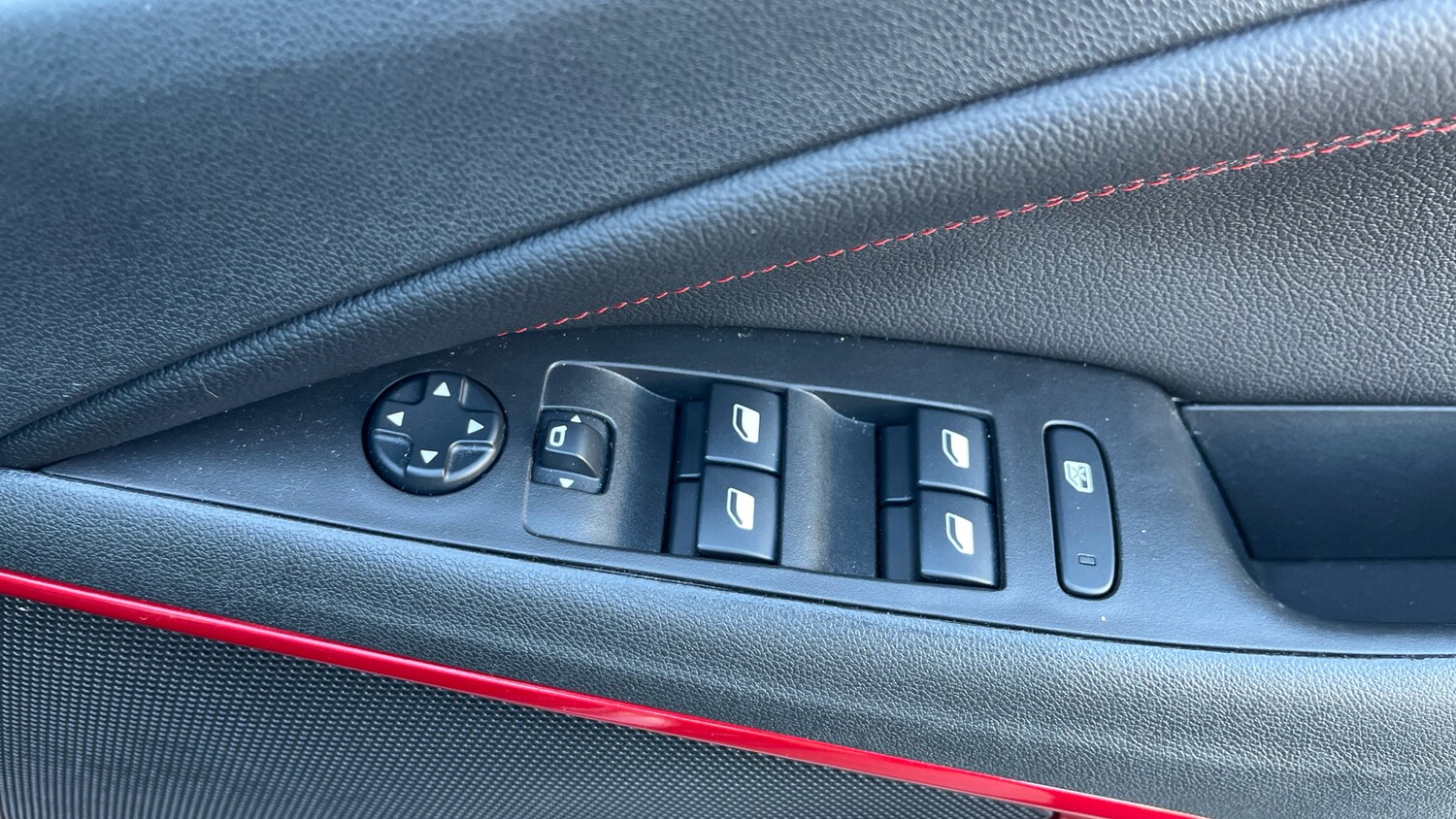 Used Vauxhall Crossland 2022 for sale - 76255225: Photo 31