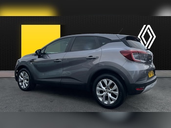 Used Renault Captur 2021 for sale - 76364321: Photo