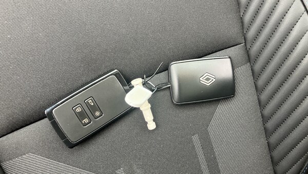 Used Renault Other 2025 for sale - 76255234: Photo 20