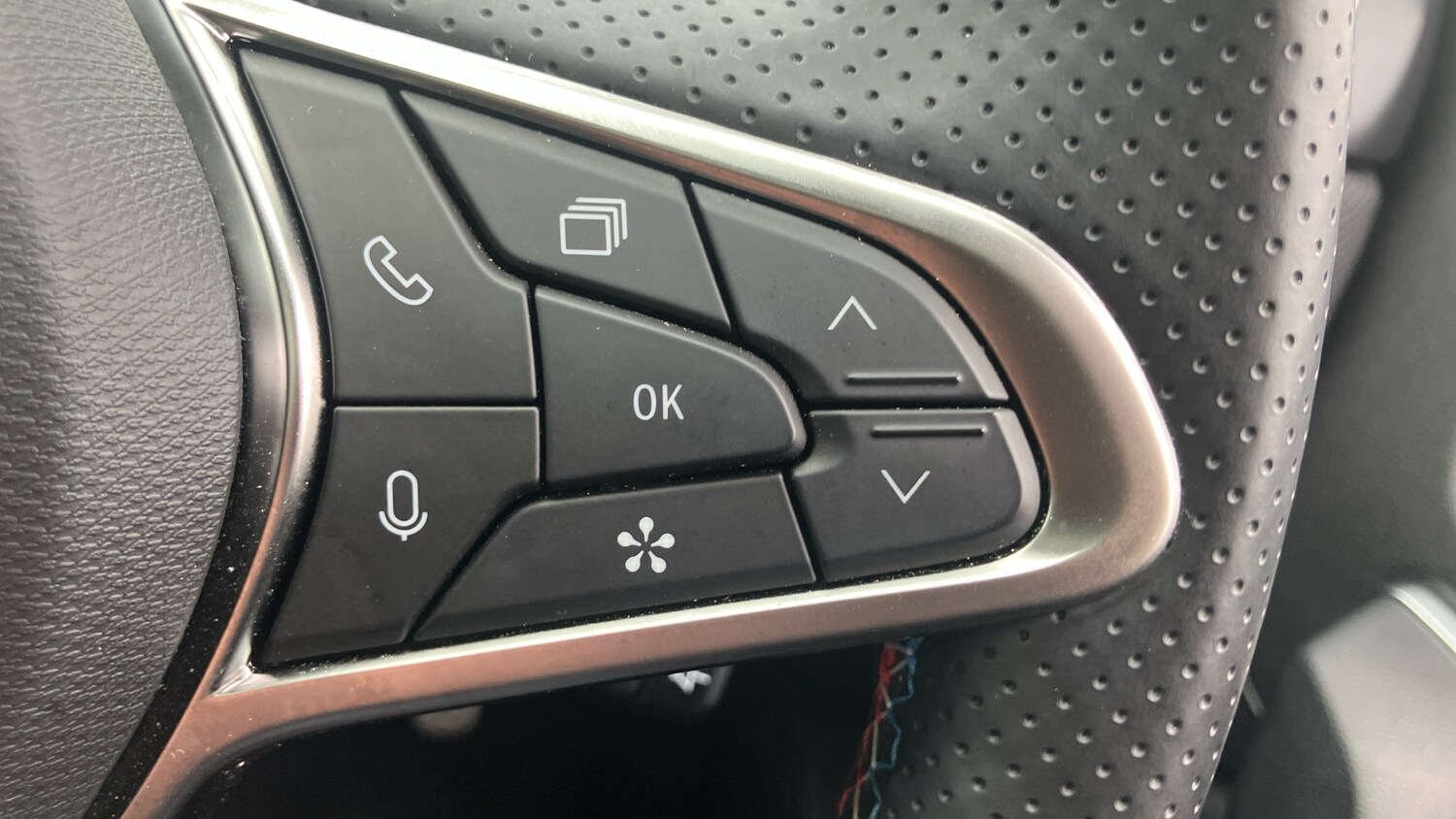 Used Renault Other 2025 for sale - 76255234: Photo 35