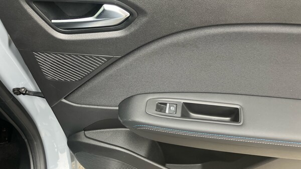 Used Renault Other 2025 for sale - 76255234: Photo 44