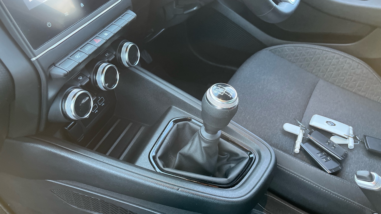 Used Renault Clio 2023 for sale - 76255232: Photo 13