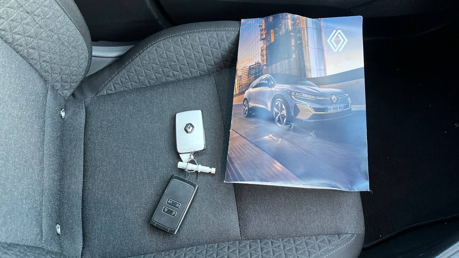 Used Renault Clio 2023 for sale - 76255232: Photo 19