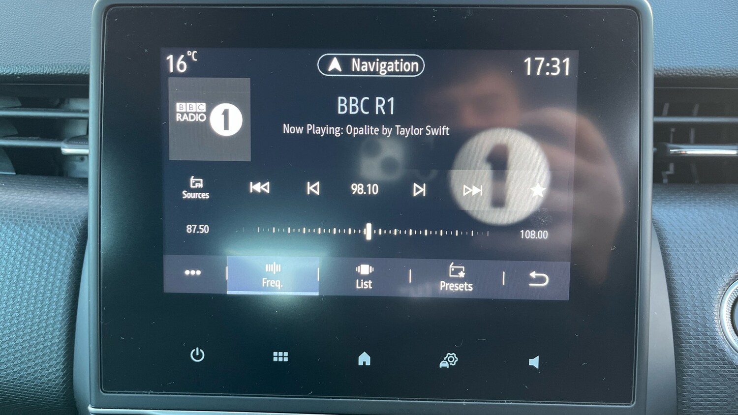 Used Renault Clio 2023 for sale - 76255232: Photo 24