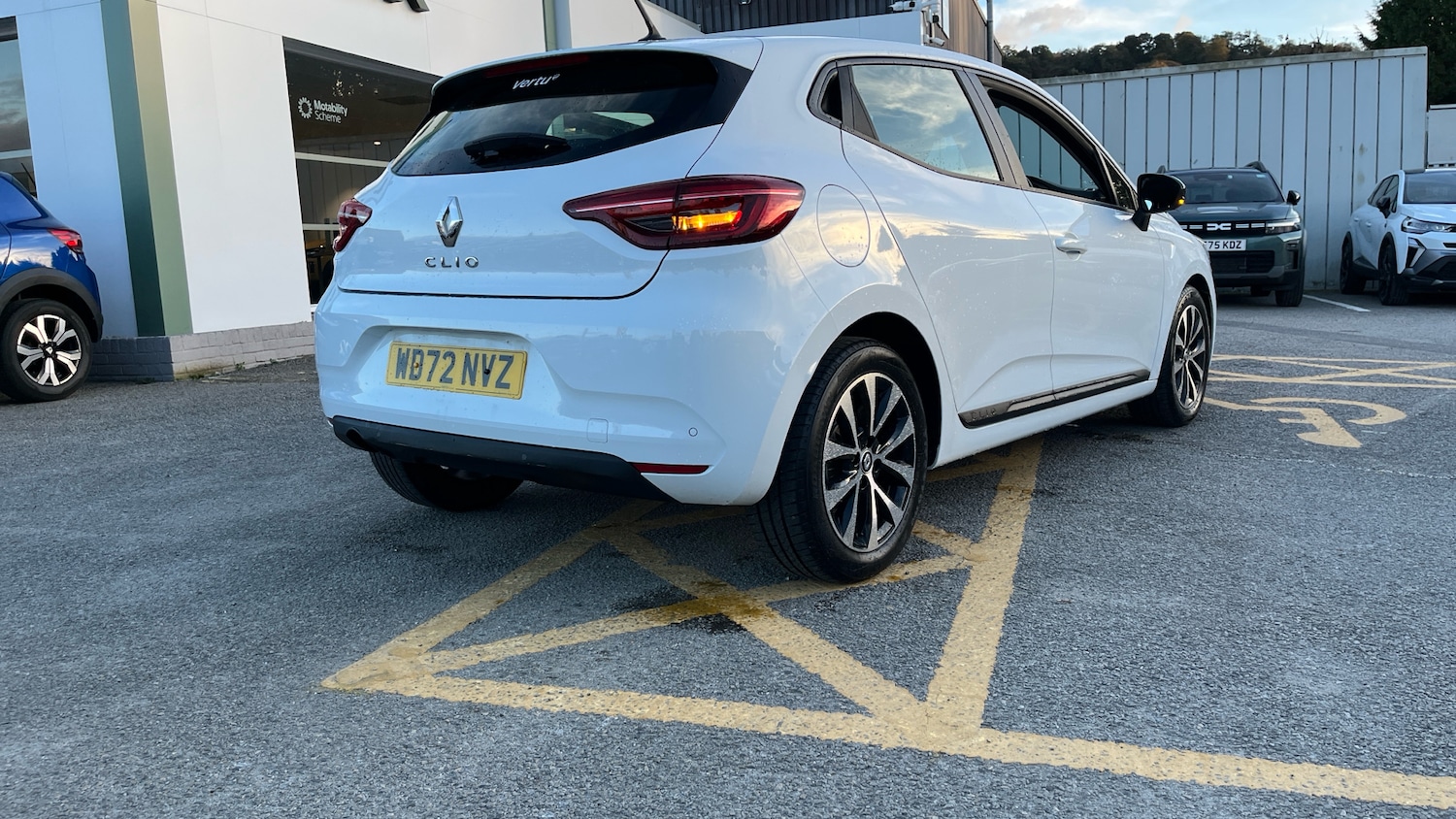 Used Renault Clio 2023 for sale - 76255232: Photo 39