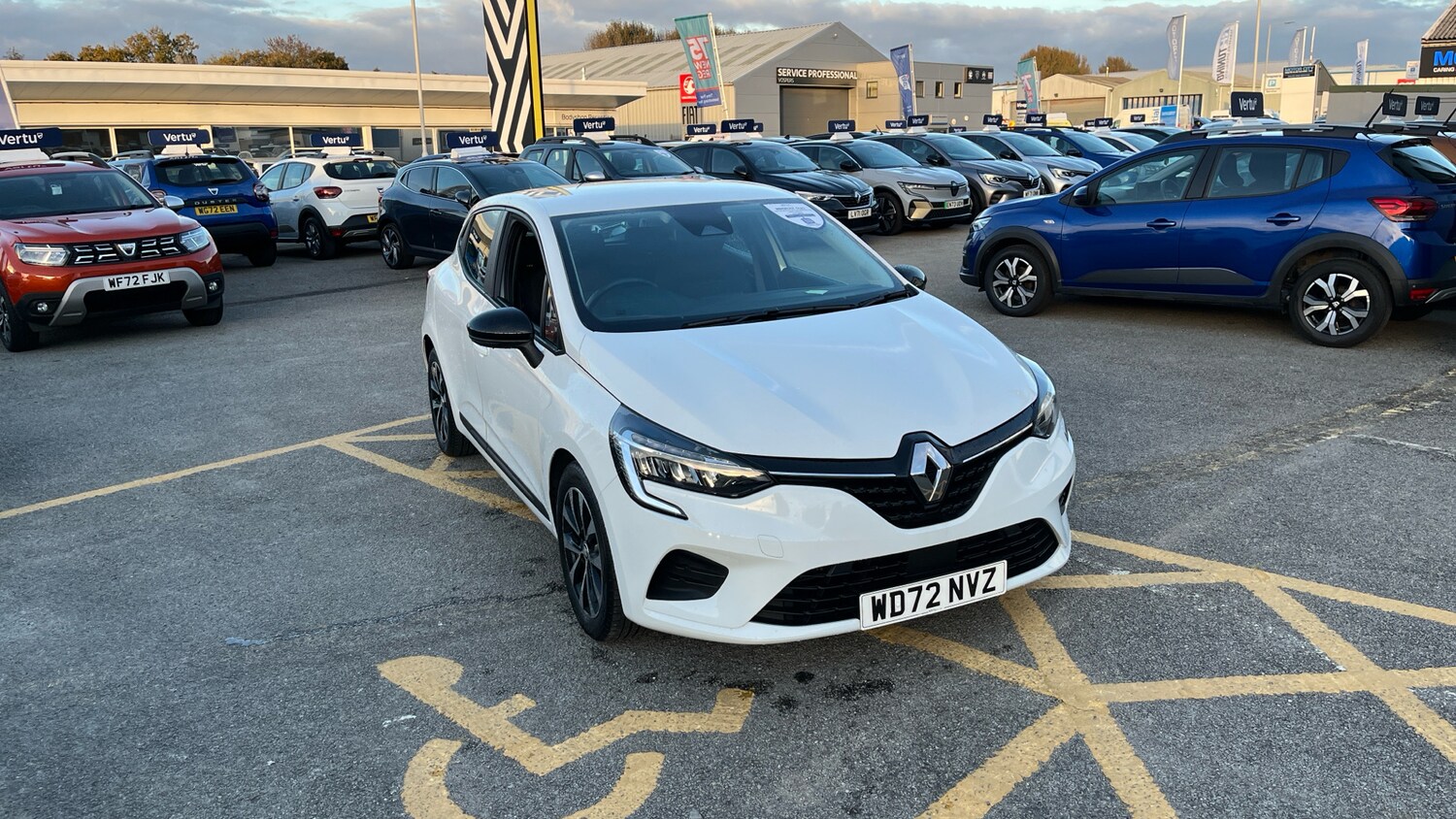 Used Renault Clio 2023 for sale - 76255232: Photo 44