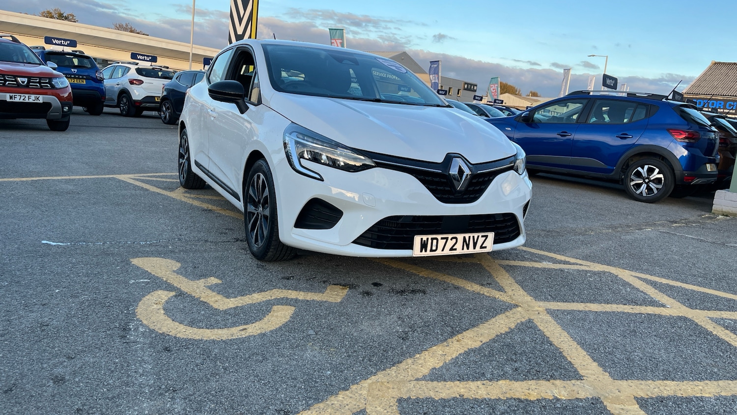 Used Renault Clio 2023 for sale - 76255232: Photo 45