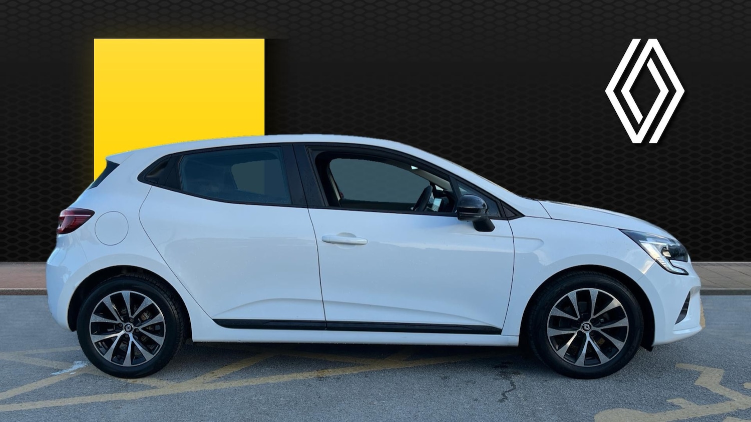 Used Renault Clio 2023 for sale - 76255232: Photo 5