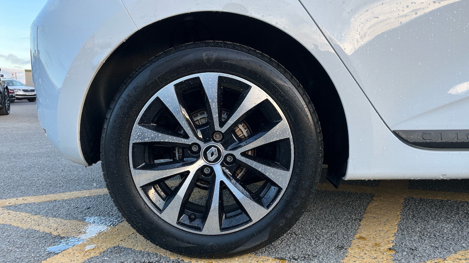 Used Renault Clio 2023 for sale - 76255232: Photo 7