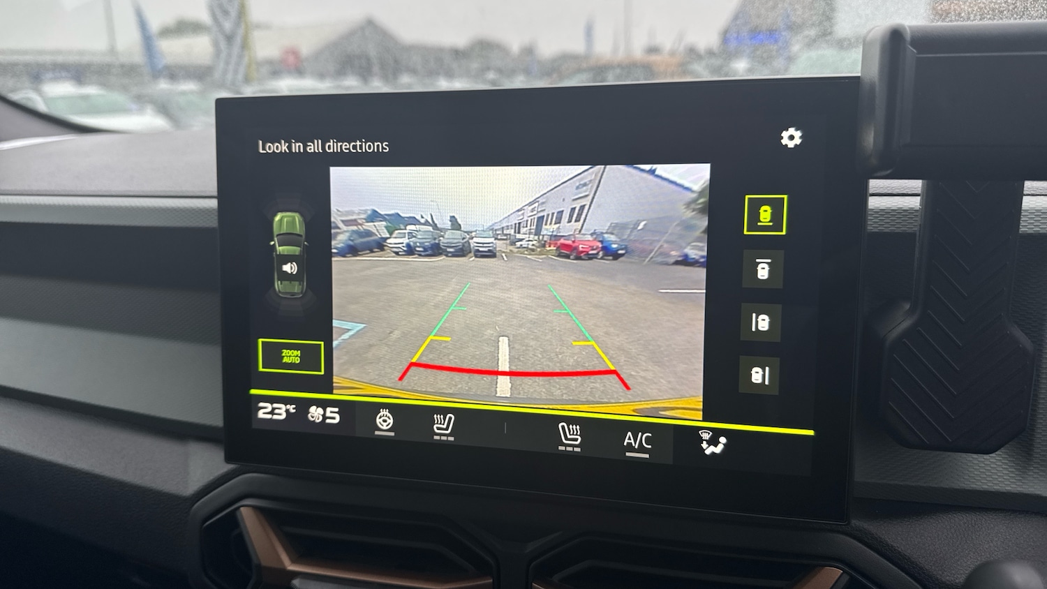 Used Dacia Duster 2025 for sale - 76427789: Photo 14