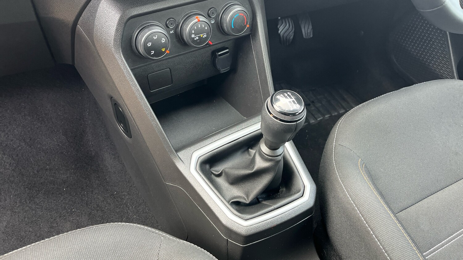 Used Dacia Sandero Stepway 2024 for sale - 76414961: Photo 13