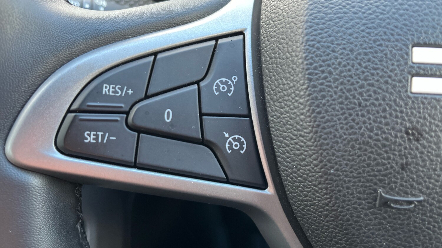 Used Dacia Sandero Stepway 2024 for sale - 76414961: Photo 38