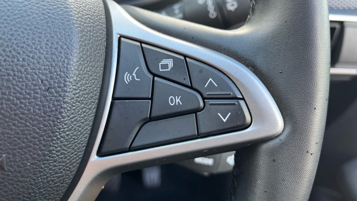 Used Dacia Sandero Stepway 2024 for sale - 76414961: Photo 40