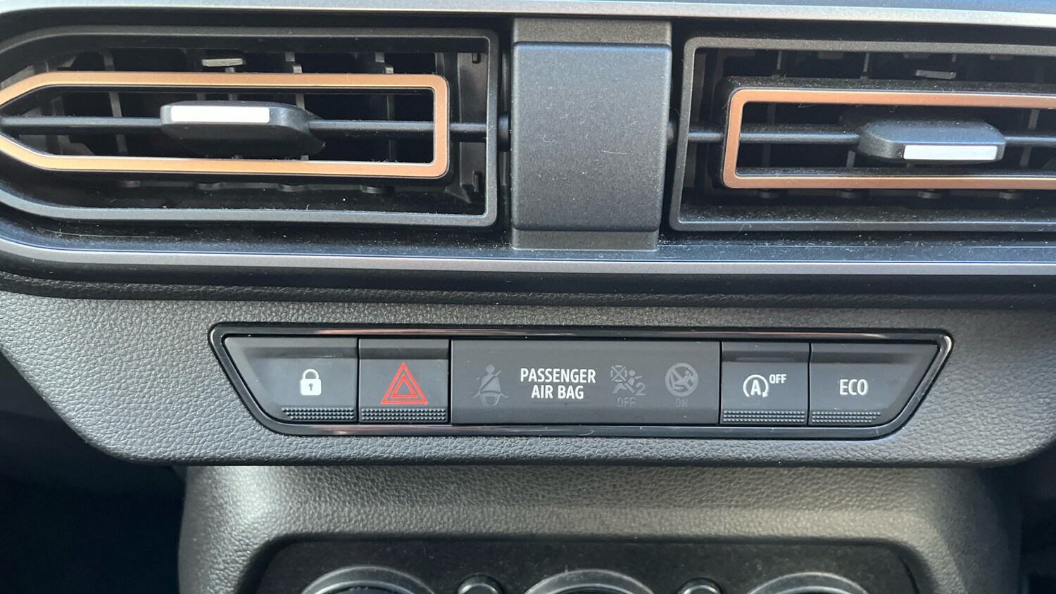 Used Dacia Sandero Stepway 2024 for sale - 76414961: Photo 42