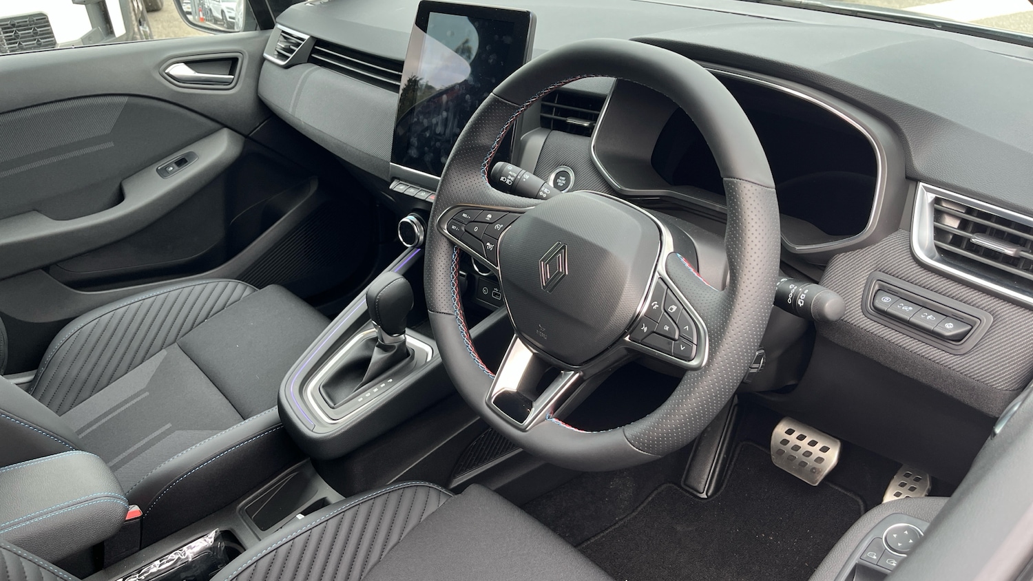 Used Renault Clio 2025 for sale - 76639583: Photo 11