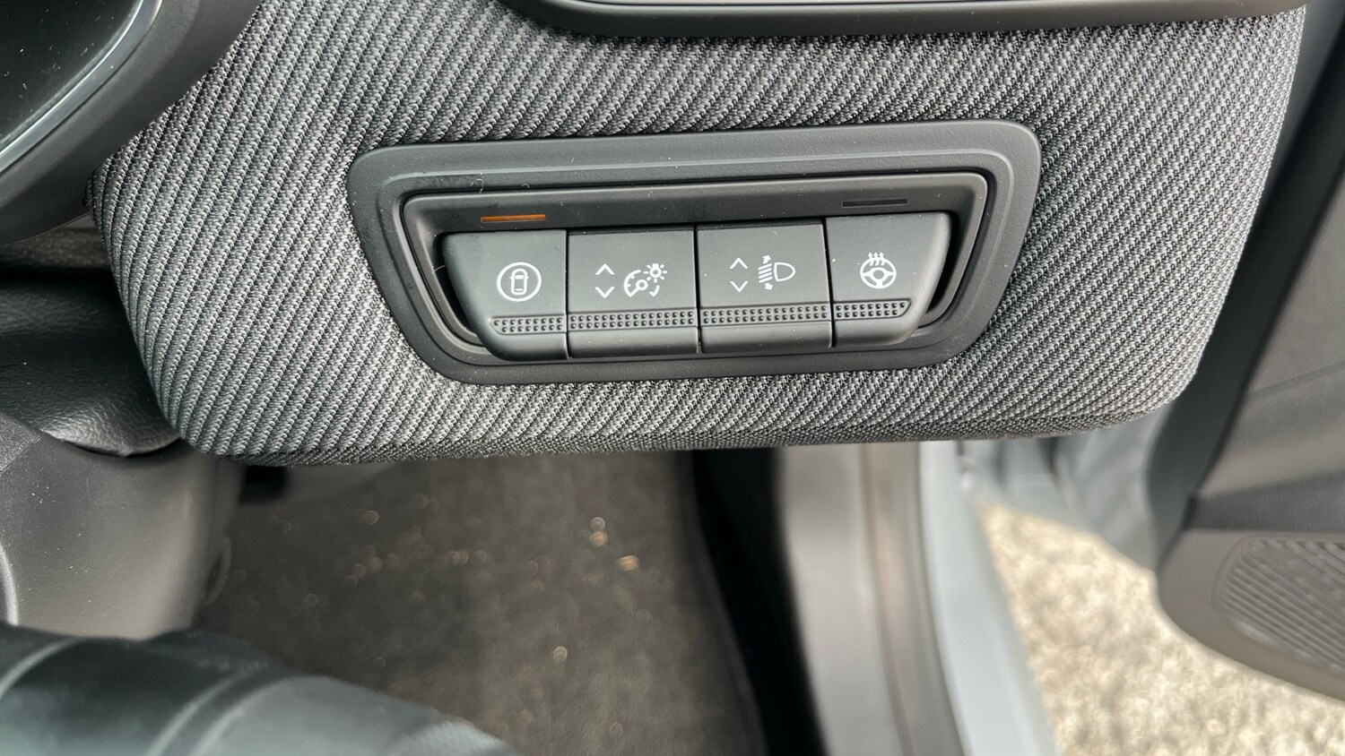 Used Renault Clio 2025 for sale - 76639583: Photo 32