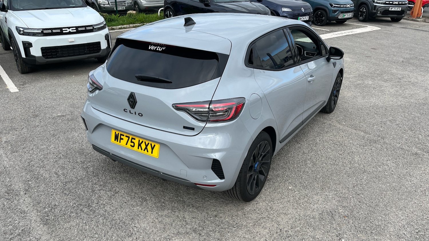 Used Renault Clio 2025 for sale - 76639583: Photo 38