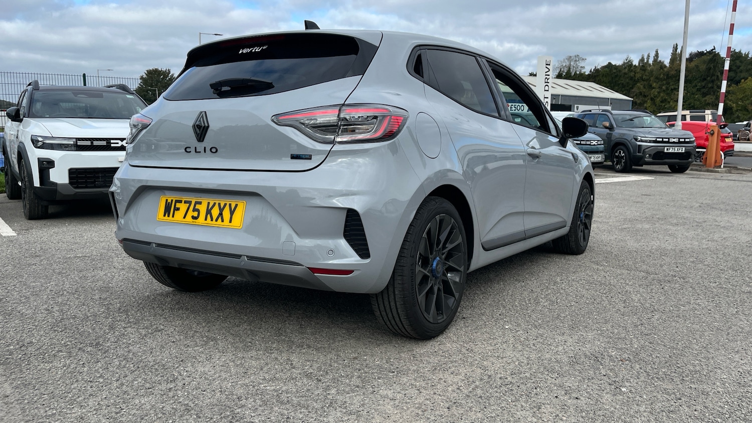 Used Renault Clio 2025 for sale - 76639583: Photo 39