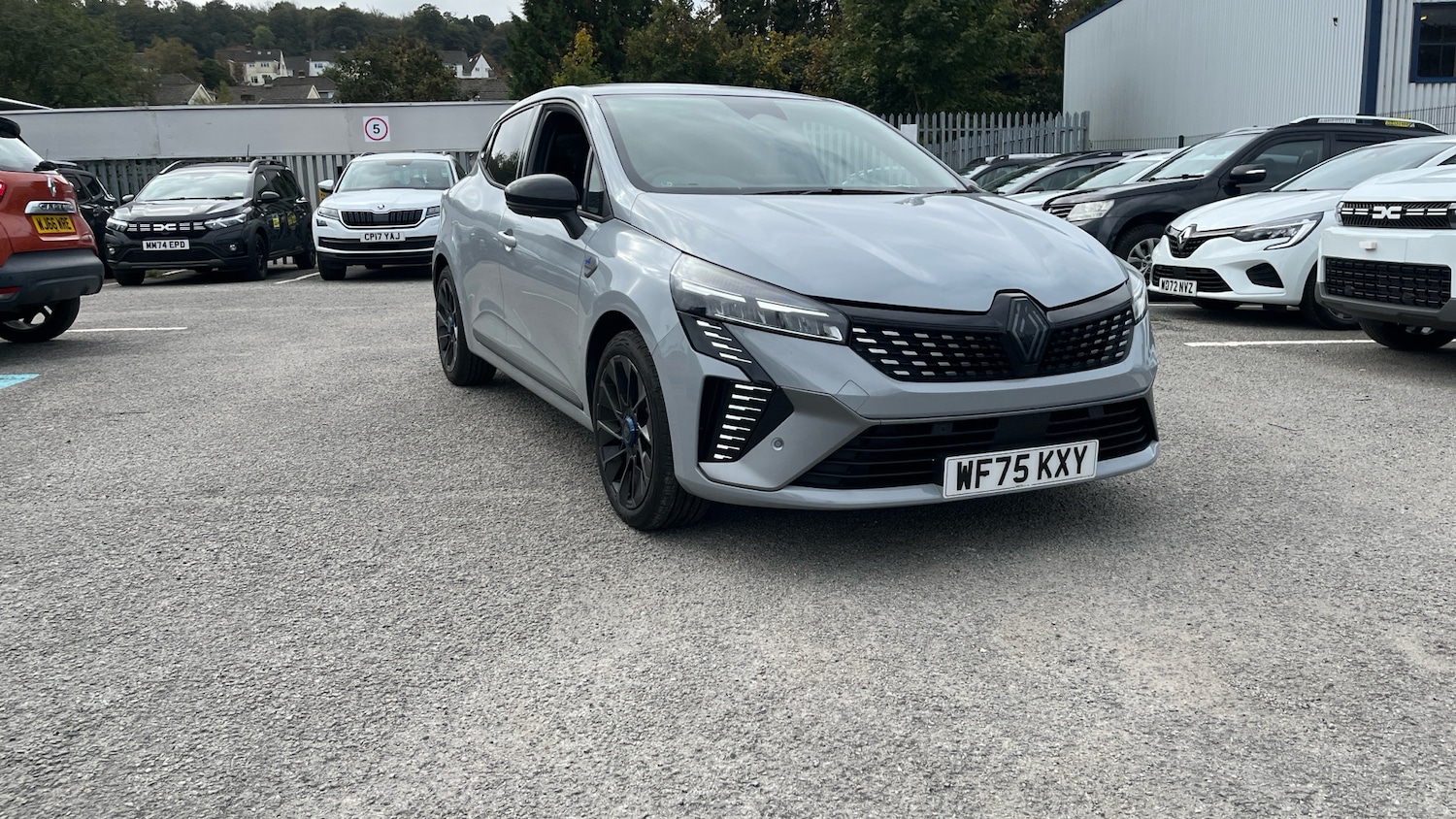 Used Renault Clio 2025 for sale - 76639583: Photo 45