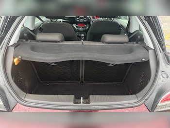 Used Vauxhall ADAM 2015 for sale - 76653101: Photo