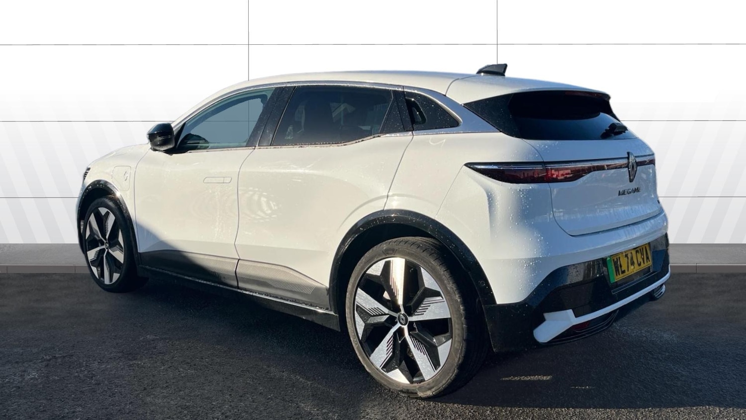 Used Renault Megane E Tech 2024 for sale - 77405593: Photo 2