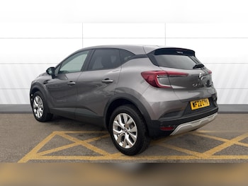 Used Renault Captur 2022 for sale - 77997420: Photo