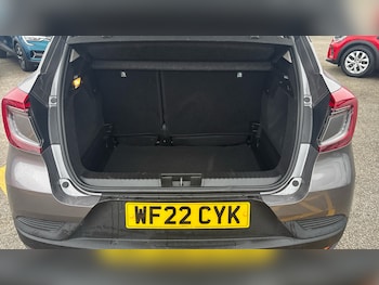 Used Renault Captur 2022 for sale - 77997420: Photo