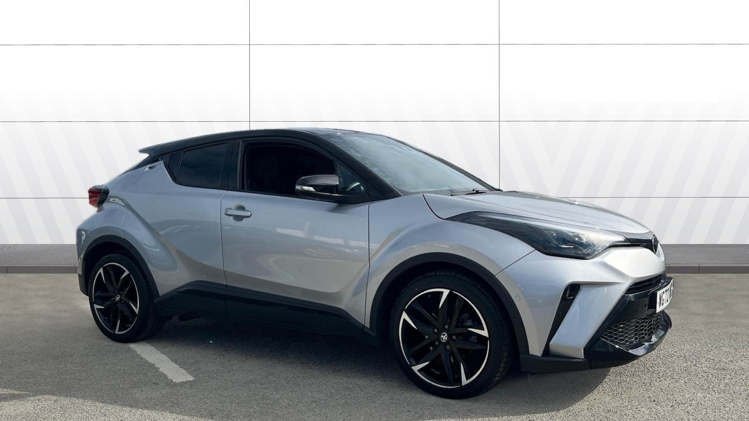 Used Toyota C-HR 2022 for sale - 76006645: Photo 1