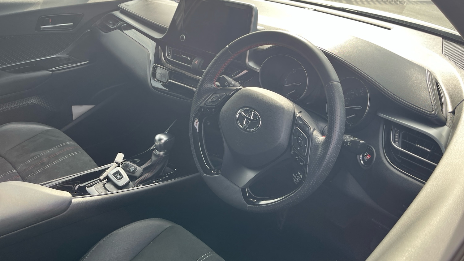 Used Toyota C-HR 2022 for sale - 76006645: Photo 11