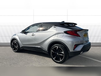 Used Toyota C-HR 2022 for sale - 76006645: Photo 2