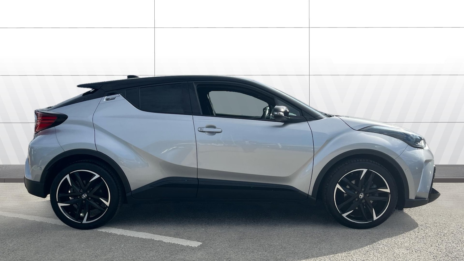 Used Toyota C-HR 2022 for sale - 76006645: Photo 5