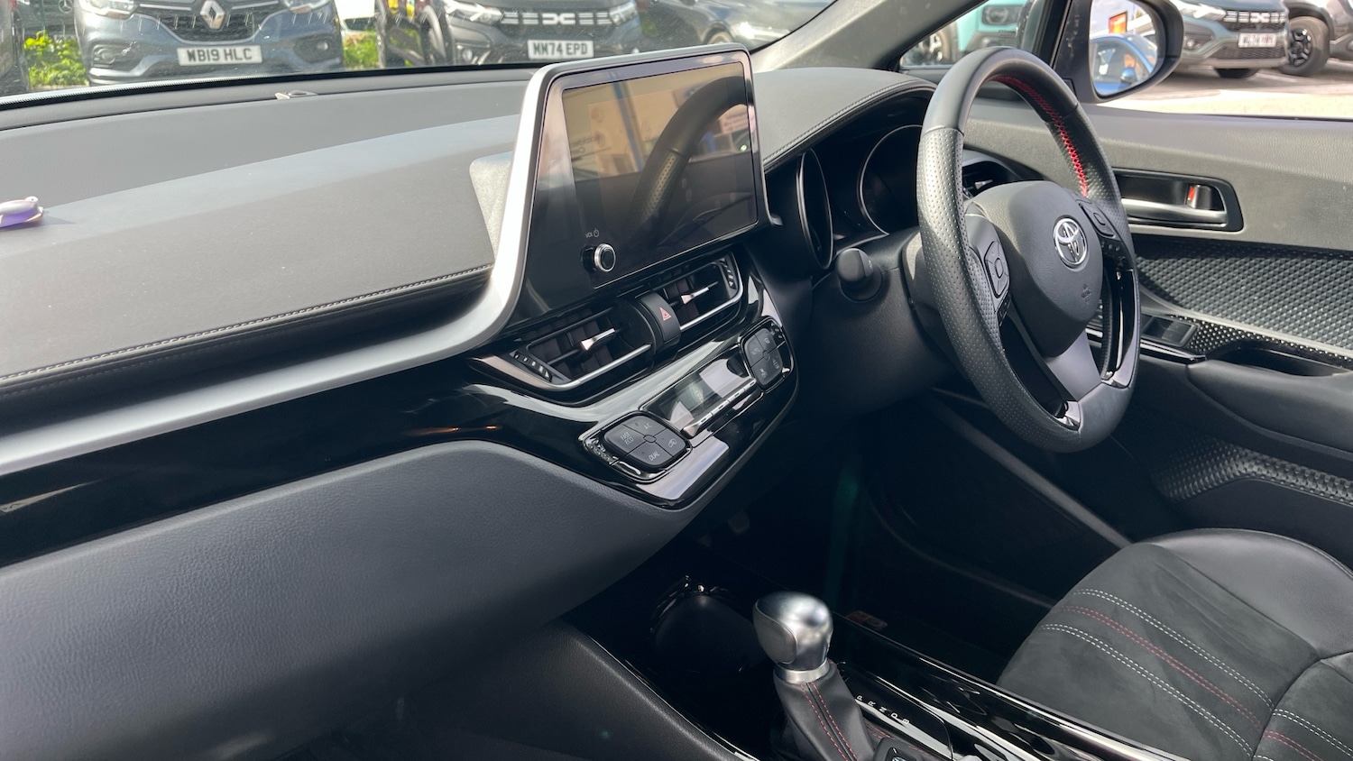 Used Toyota C-HR 2022 for sale - 76006645: Photo 9