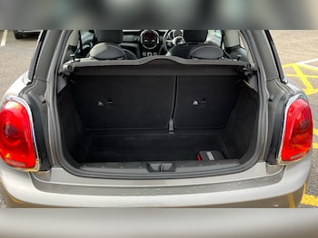 Used MINI Hatch 2017 for sale - 77449472: Photo